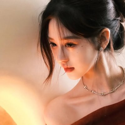 女富豪的美丽与哀愁